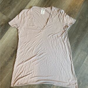 Victoria's Secret Pink Fitted Short Sleeve Tee